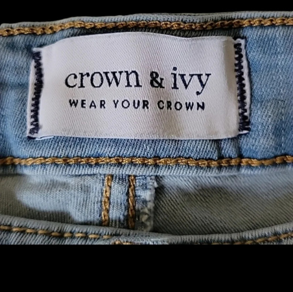 Crown & Ivy Skinny Jeans - Picture 4 of 5